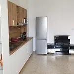 Gana\'S House
